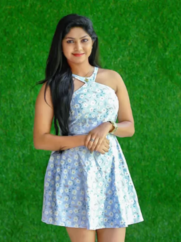 Hey ! My name is Diya Kumari a seductive Gurgaon call girl. 2