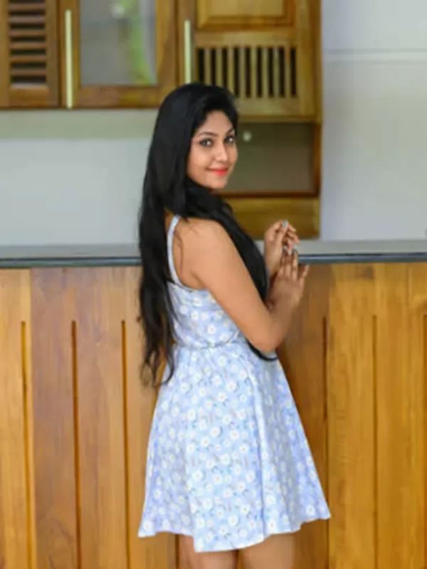 Hey ! My name is Diya Kumari a seductive Gurgaon call girl. 3