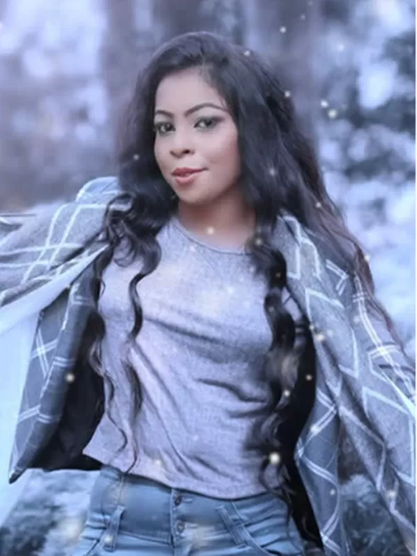 Hello there! My name is Disha Singh a seductive Surat call girl. 2