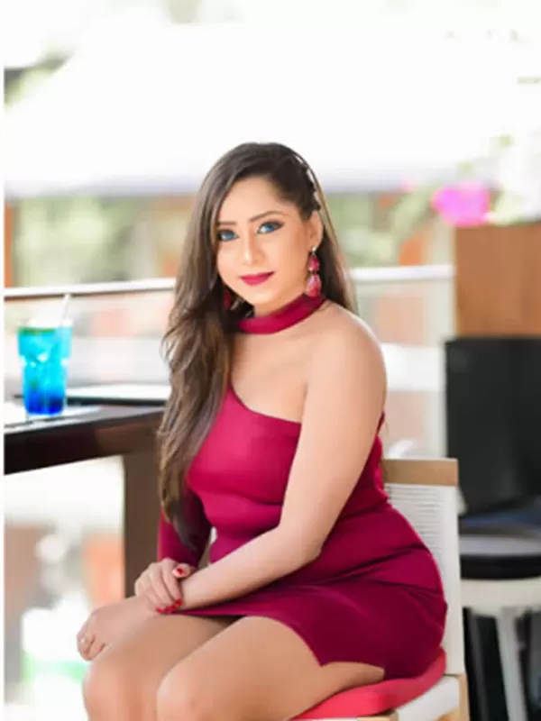 Hello there! My name is Shivani Singh a sexy Hyderabad call girl. 2