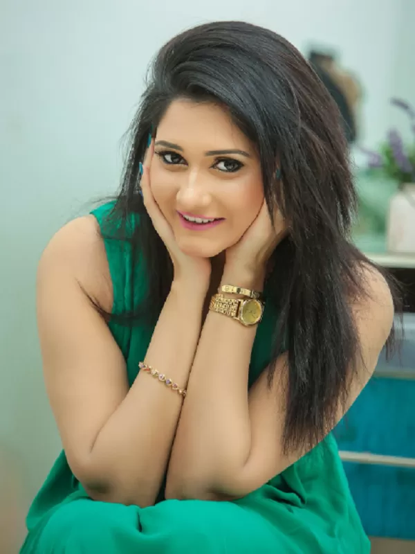 I am attractive and blowjob call girl in Delhi. full Satisafaction 3