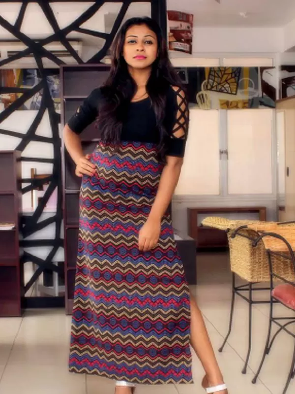 I am hot sexy call girl in Delhi. Spend a night with me. 3