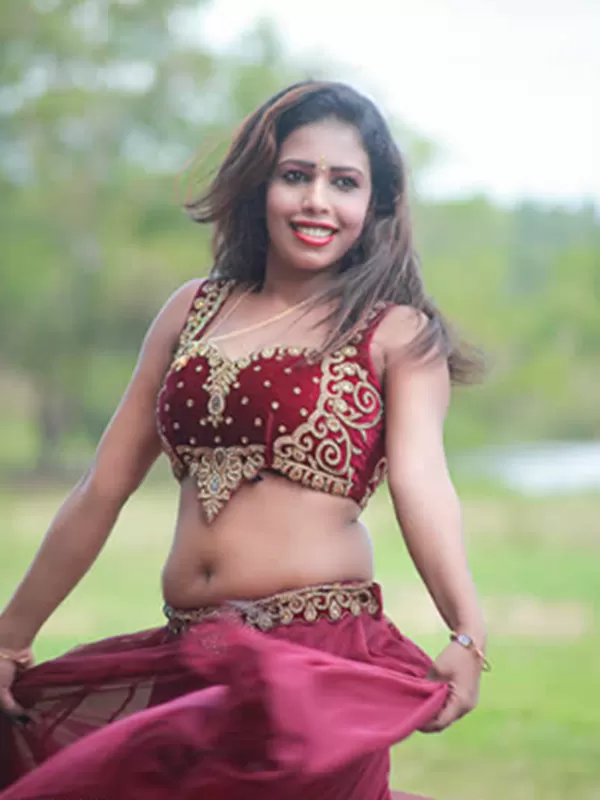 Hello ! I am Ishani Singh a sexy Bangalore call girl. 2