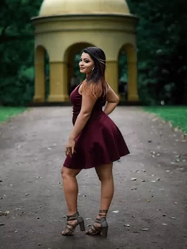 Hello ! I am Naina Sharma a sexy Surat call girl. 1