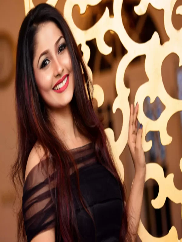Hello ! I am Shilpa Chauhan a sexy Trivandrum call girl 2