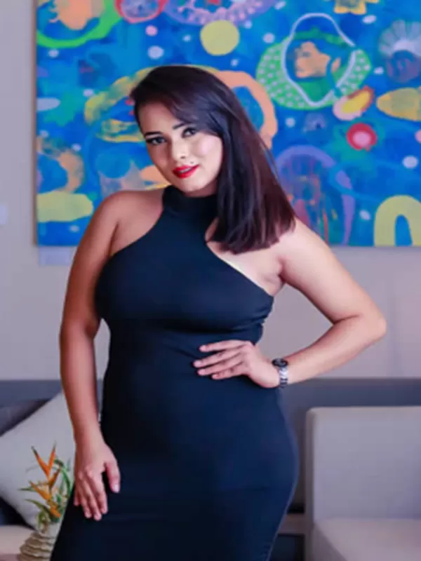 Hello there! My name is Roshni Chauhan a sexy Jabalpur call girl. 1