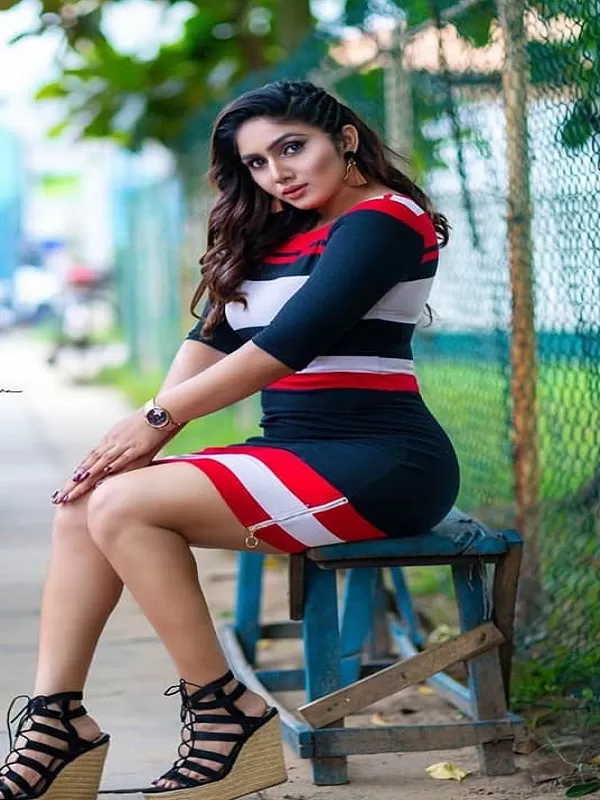 Hi horny boys! I a slutty and naughty and can give you wild pleasure 3