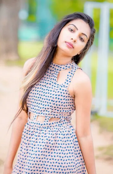 beautiful and hot escort girl 2
