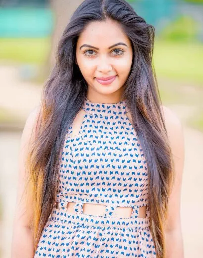 beautiful and hot escort girl 3