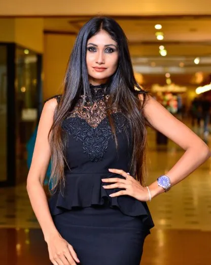 Exotic and  beautiful escorts girl in delhi 4