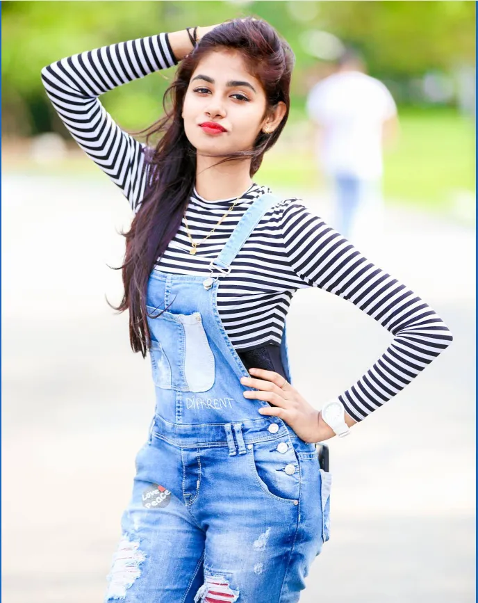 I am Ananya, and I am  Hot and Sexy young girl, Want my real photos 3