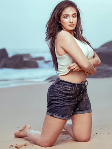 As an escort, I love to give the erotic pleasure the way you want it