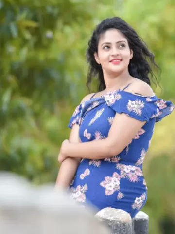 Come and play with my hot sexy body. You can have the fun of anal sex