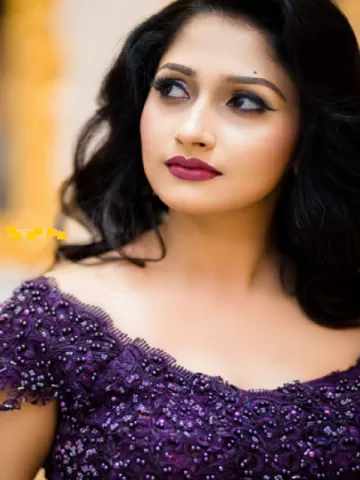 Come and enjoy the divine pleasure with me. I am sexy and slutty