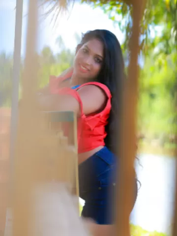 Get the uttermost sexual pleasure from a playful and seductive girl