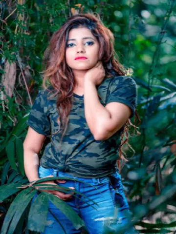 My tender body is hot and attractive. Come, meet me and fuck me hard