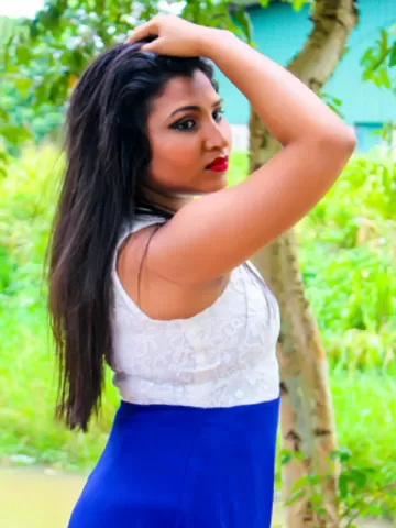 Meet a bit chubby, busty, arousing, cheerful, and lusty lady in Anandpuri