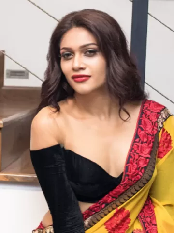 I am a sensual model girl with instincts that will drive you insane