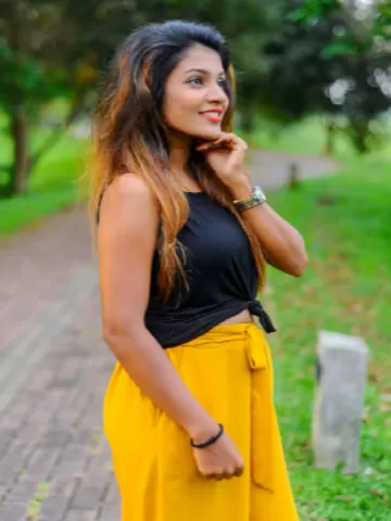 I am a Bihari housewife who works as a call girl in Siliguri & nearby