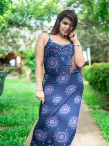 Enjoy some incredible times in PP Compound with me. Call me now or WhatsApp