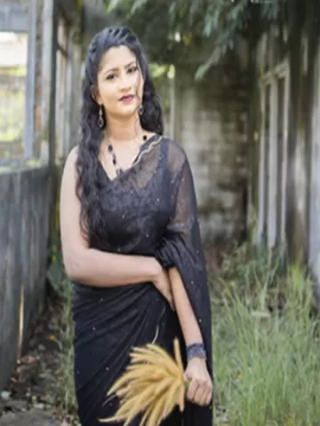 Hello there! My name is Jiya Sharma a sexy Cooke Town call girl.