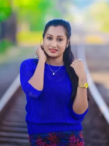 I am sensual and seductive. I will give you the best cum of your life